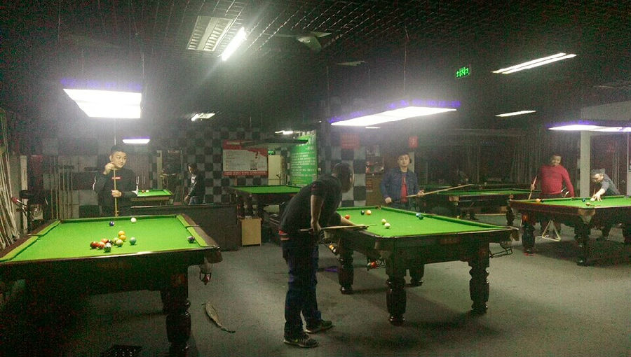 龙岗平湖 白虎头 桌球棋牌店铺转让
