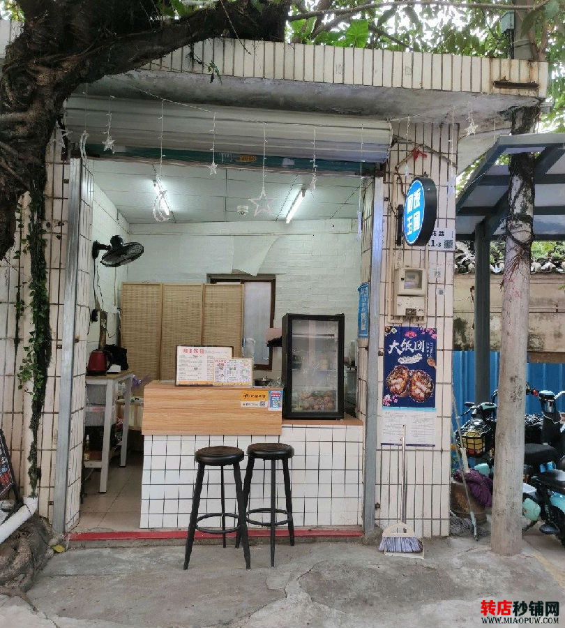 布吉沙湾 盈利中餐饮小吃店转让 租金便宜