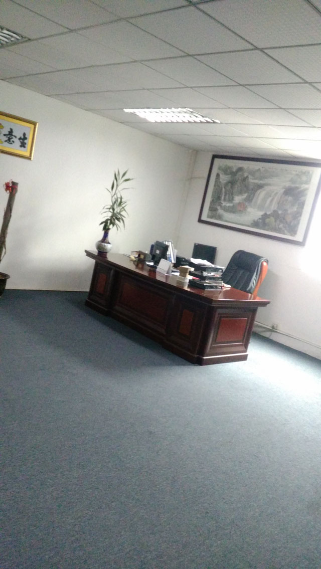 科威通电子工厂急转....