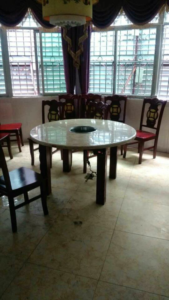  龙华超好地段餐馆转让