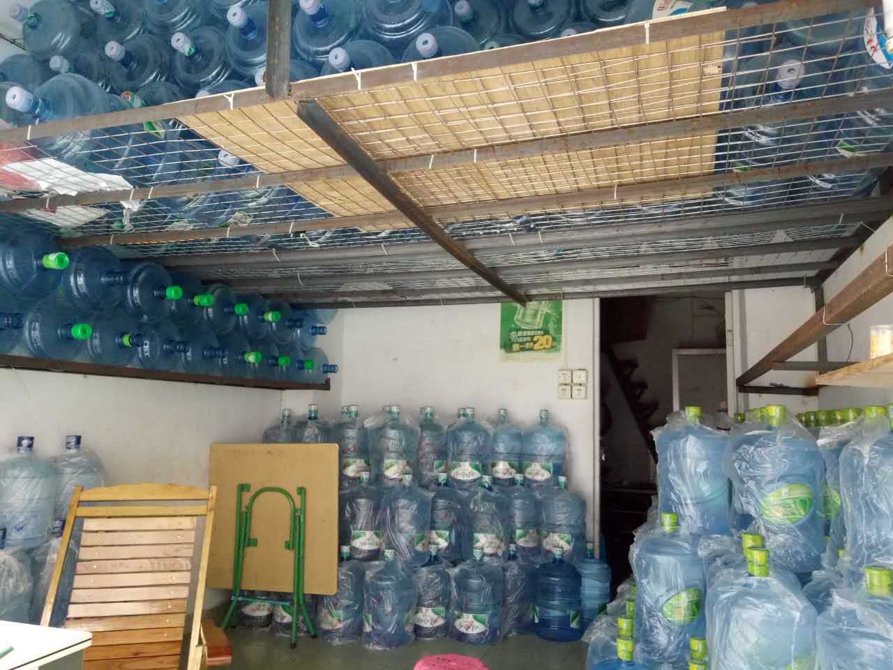  转让南山-桂庙路口70㎡送水送气店 急转